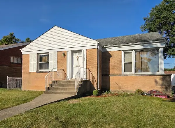 1320 Haase Avenue, Westchester, IL 60154
