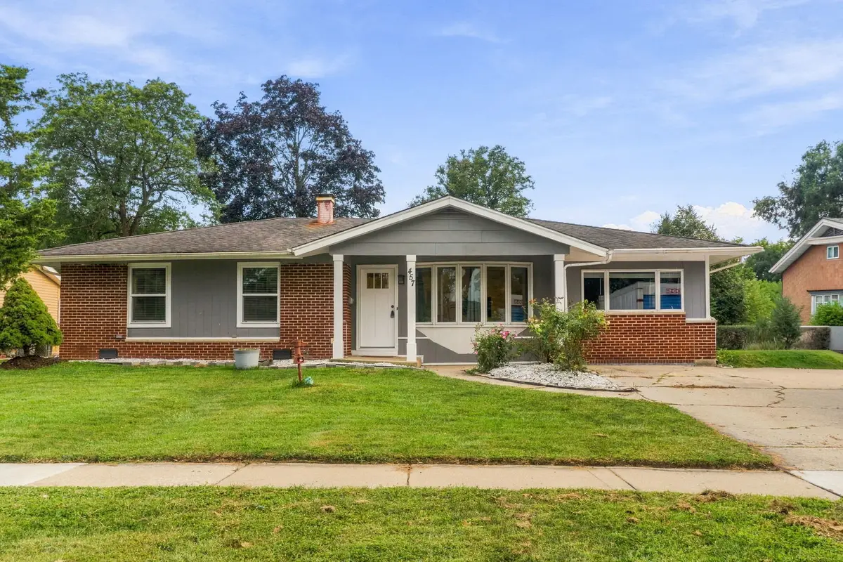 457 Lilac Lane, Elk Grove Village, IL 60007 - #1