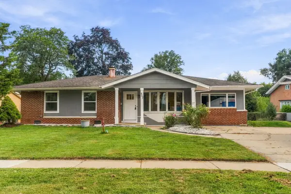 457 Lilac Lane, Elk Grove Village, IL 60007