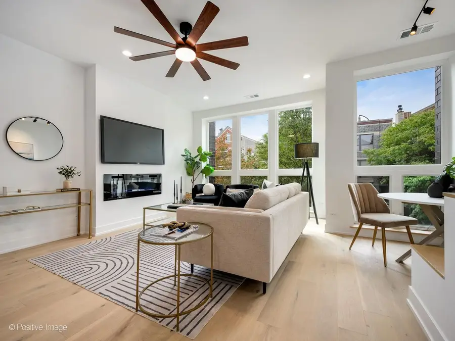 2847 N Damen Avenue #2, Chicago, IL 60618 - #2