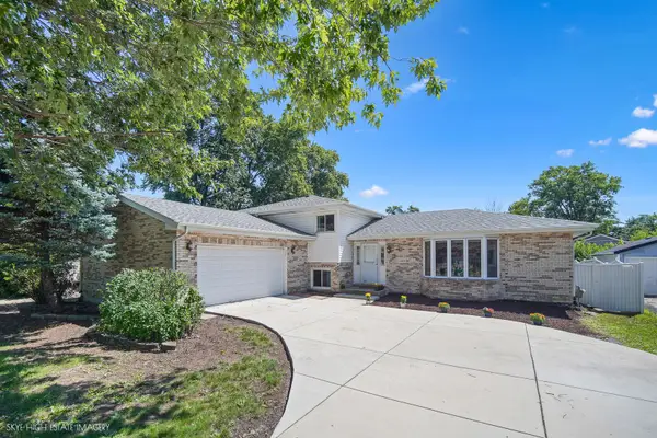 16803 92nd Avenue, Orland Hills, IL 60487