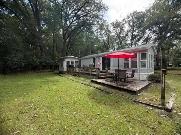 16-66 Woodhaven Lakes, Sublette, IL 61367
