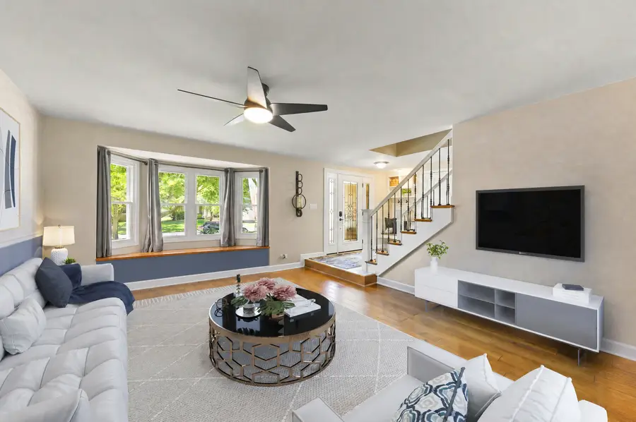 1608 Lois Ann Lane, Naperville, IL 60563 - #3