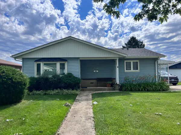 2517 N Elmwood Avenue, Waukegan, IL 60087