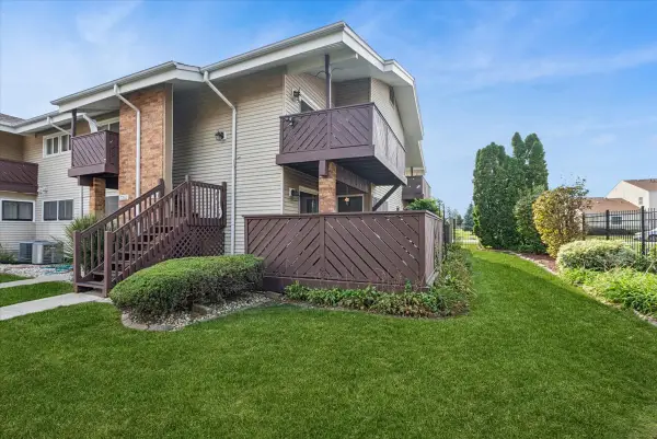 7932 164th Court #251, Tinley Park, IL 60477