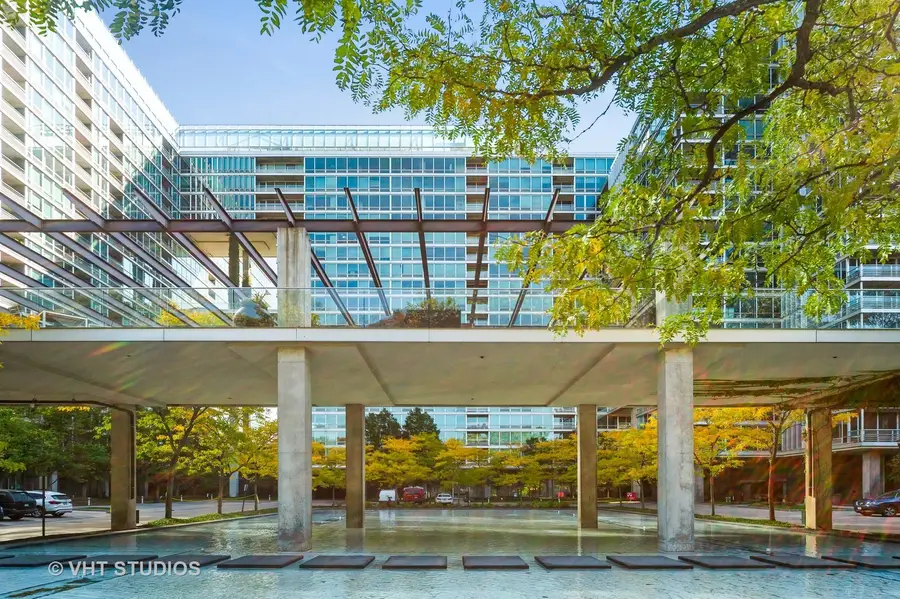 9655 Woods Drive #707, Skokie, IL 60077 - #2