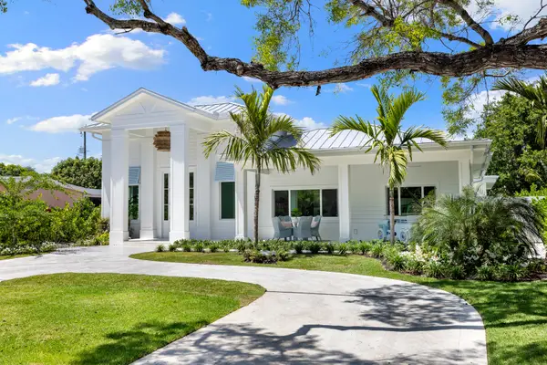 757 Broad Court S, Naples, FL 34102