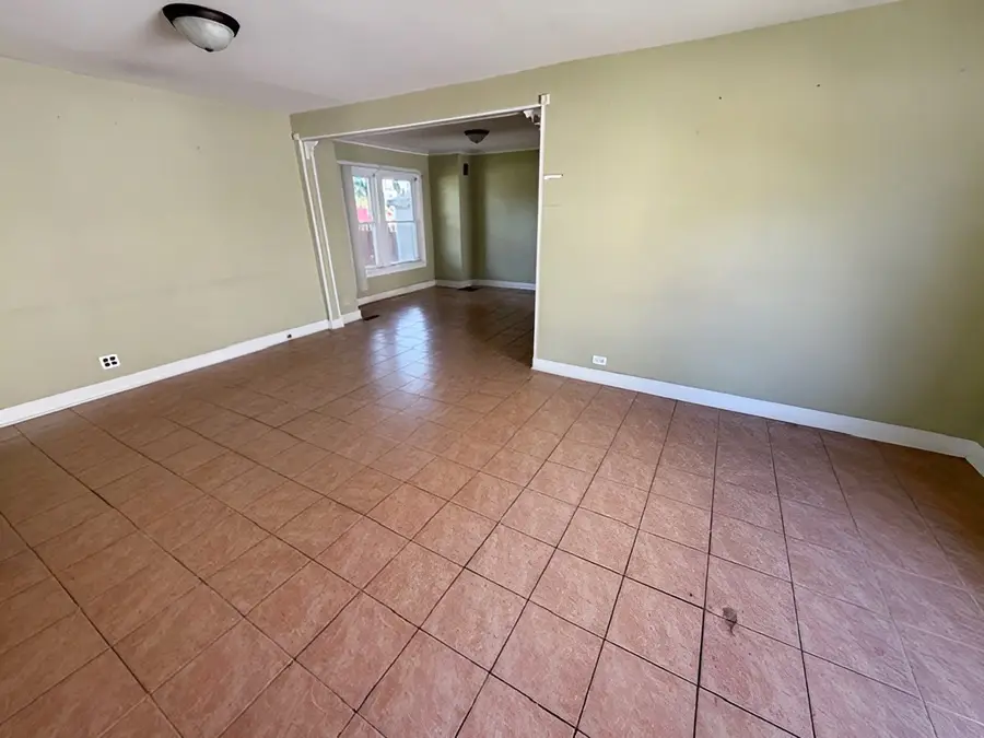 492 Freeland Avenue, Calumet City, IL 60409 - #3