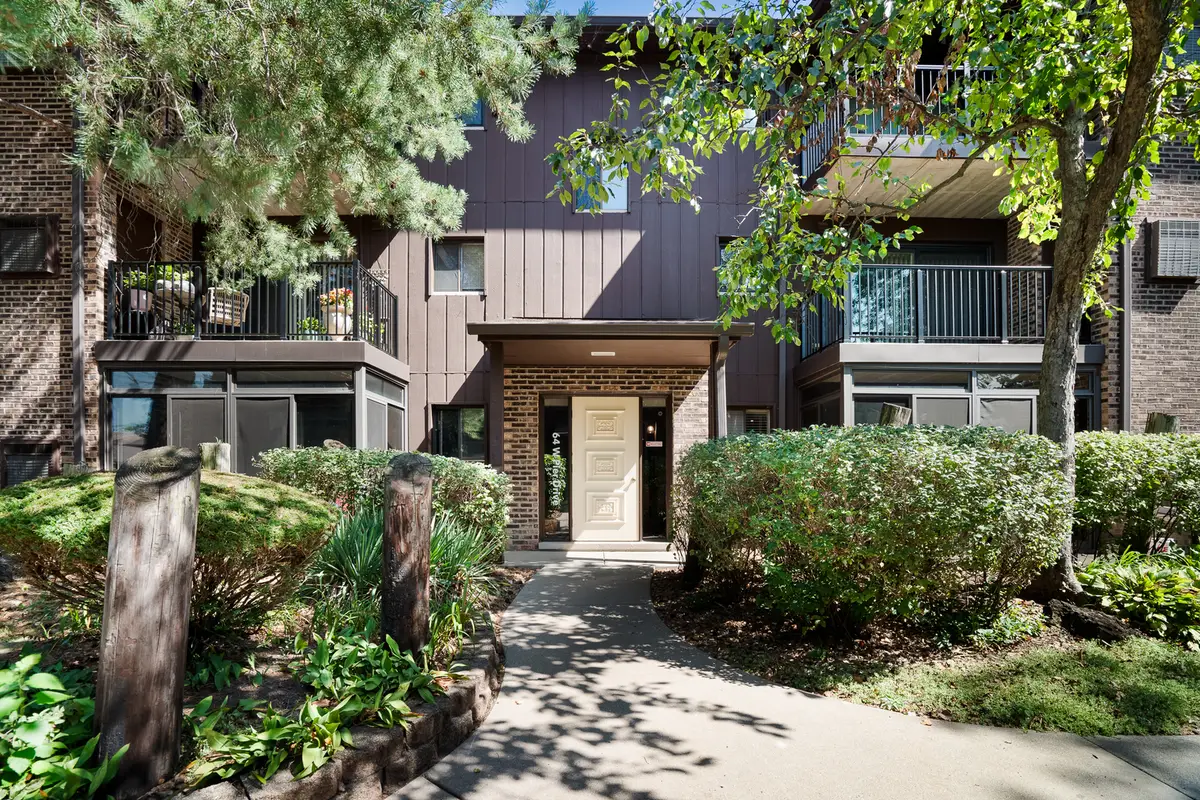 64 Pier Drive #302, Westmont, IL 60559 - #1