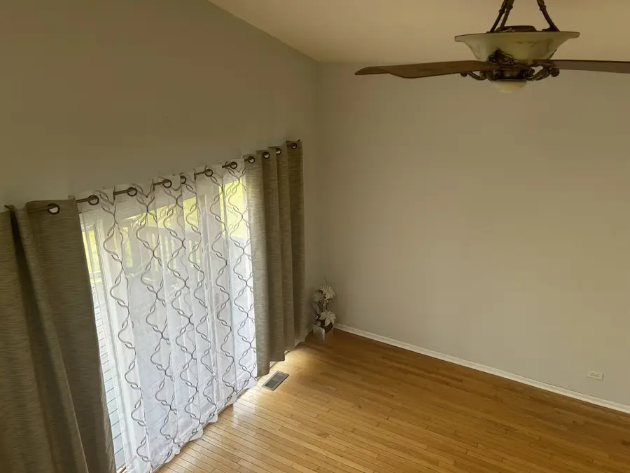 127 Villa Way #127, Bloomingdale, IL 60108 - #3