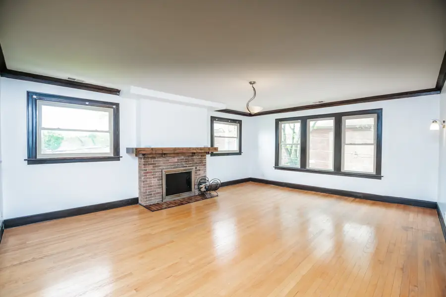 11127 S Homewood Avenue, Chicago, IL 60643 - #3