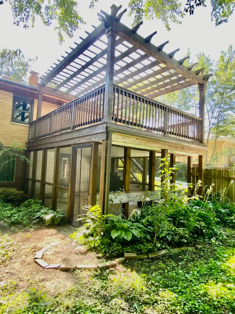 125 E Kimball Avenue, Woodstock, IL 60098 - #3