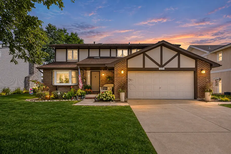 1251 N Scarlet Drive, Addison, IL 60101 - #2