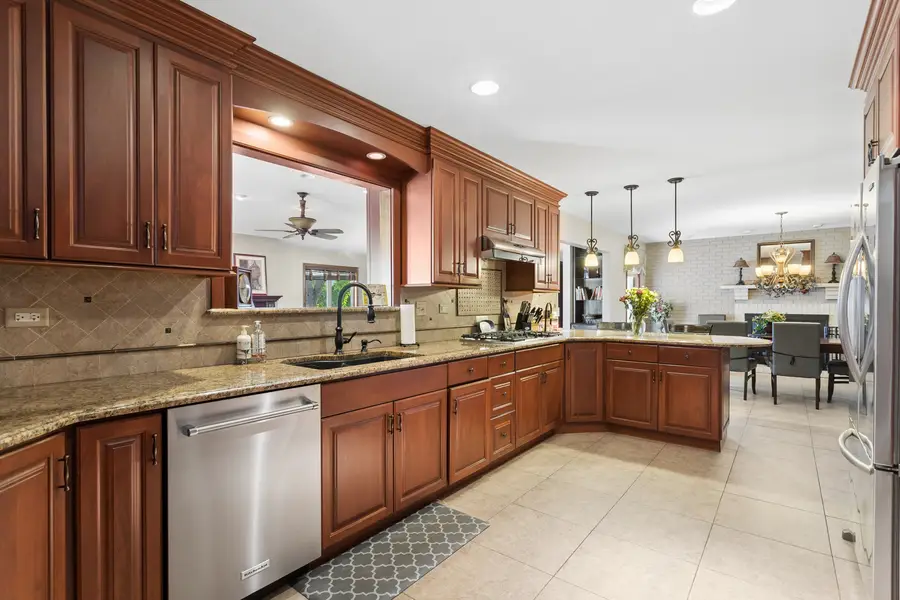1251 N Scarlet Drive, Addison, IL 60101 - #3