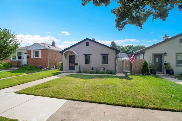 2444 Elm Street, River Grove, IL 60171