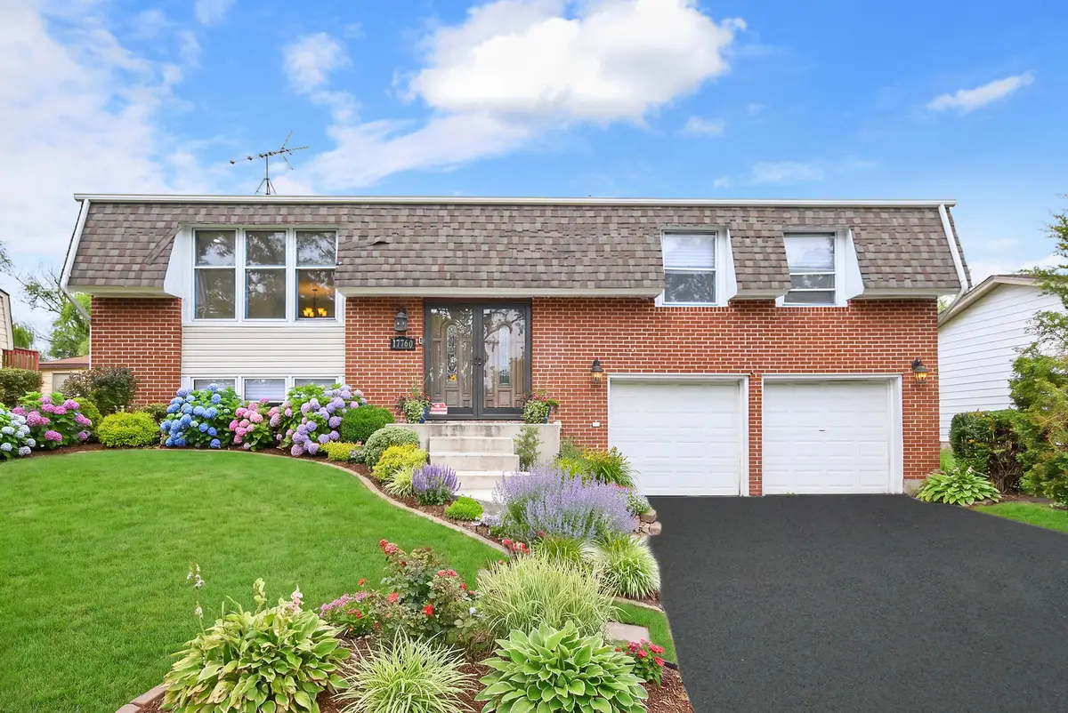 17760 Arlington Drive, Country Club Hills, IL 60478 - #1