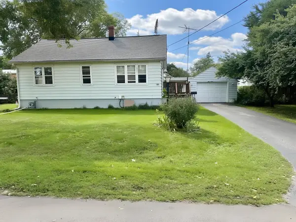 816 Mitchell Street, Woodstock, IL 60098