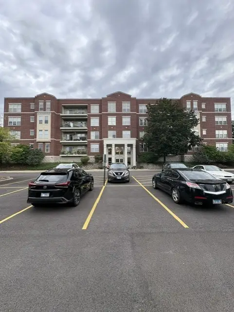 715 Astor Lane #201, Wheeling, IL 60090 - #1