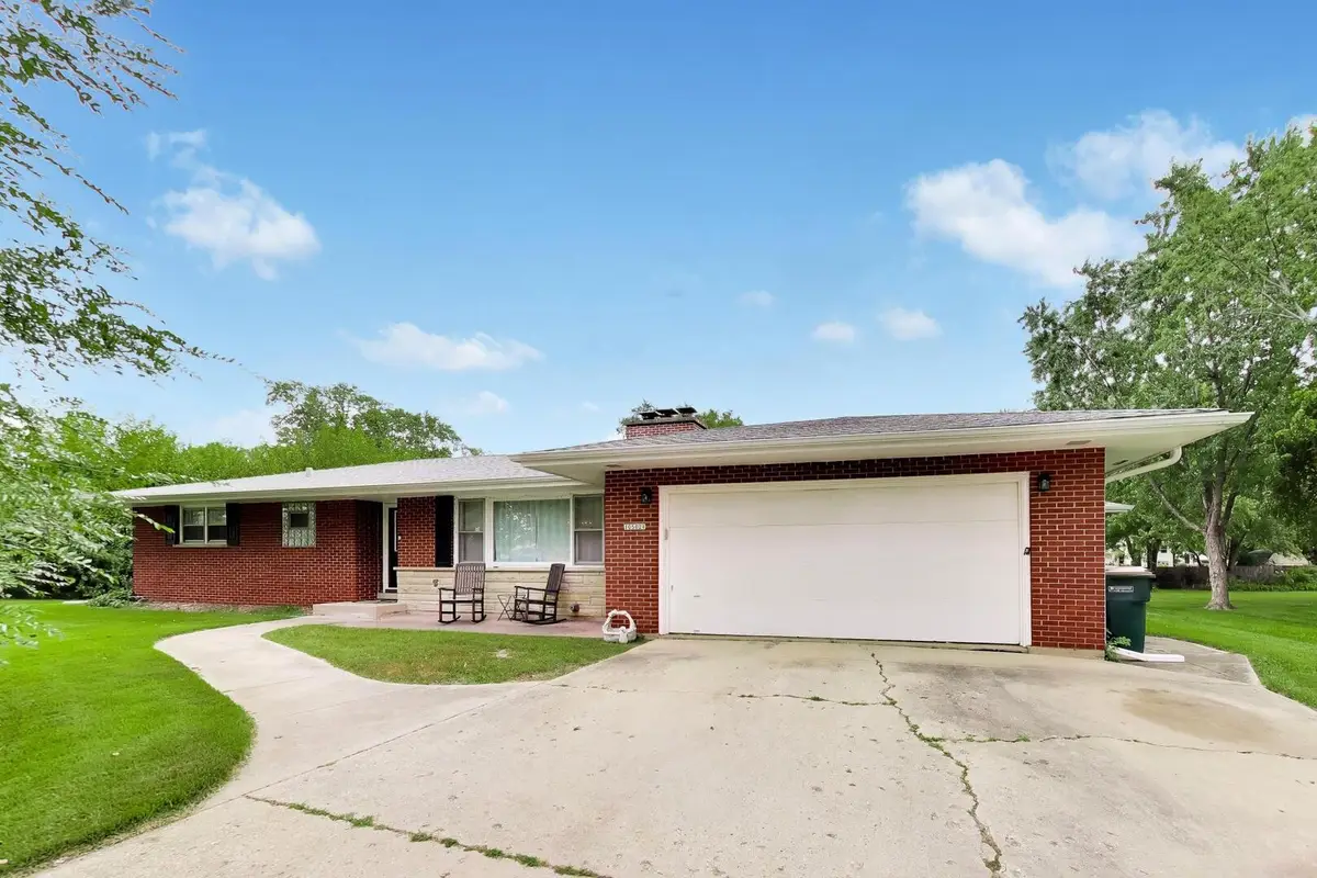 10S021 Plainfield Naperville Road, Naperville, IL 60564 - #1