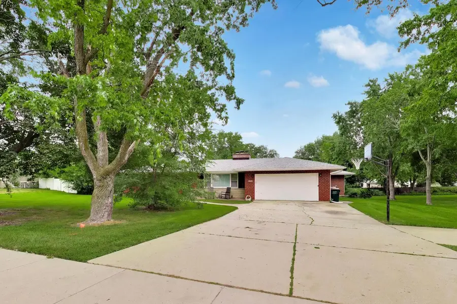 10S021 Plainfield Naperville Road, Naperville, IL 60564 - #3