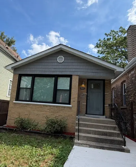 6615 S Hoyne Avenue, Chicago, IL 60636