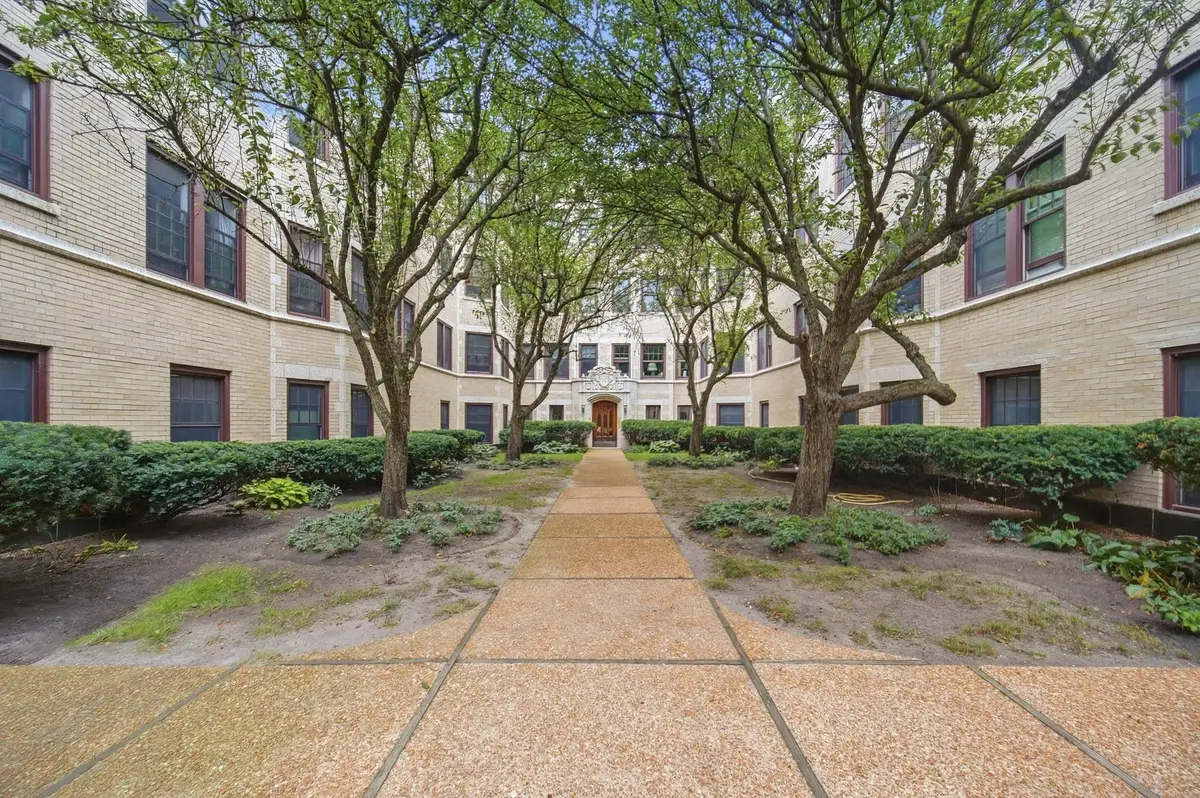 826 Judson Avenue #2, Evanston, IL 60202 - #1