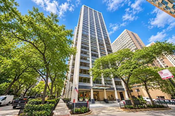 222 E Pearson Street #1901, Chicago, IL 60611