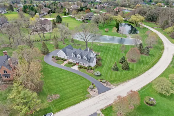 3916 Windmere Lane, Johnsburg, IL 60051