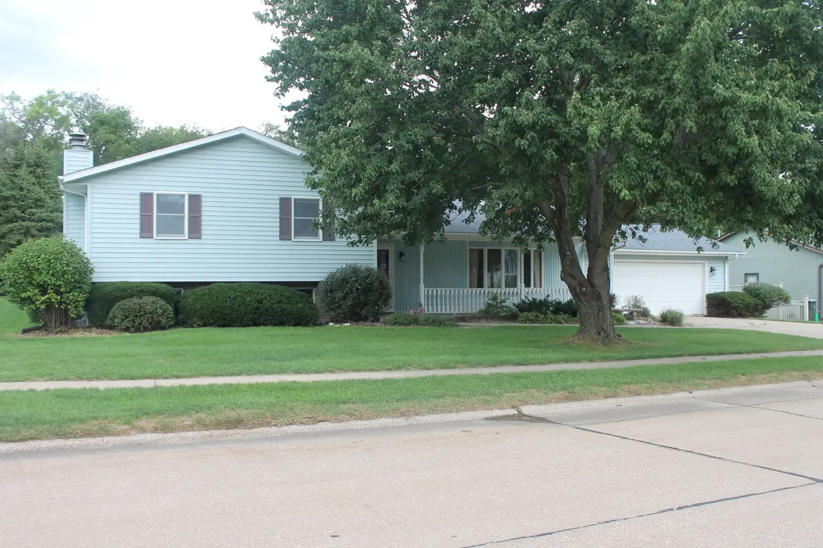 419 Richmond Hill Drive, Geneseo, IL 61254 - #1