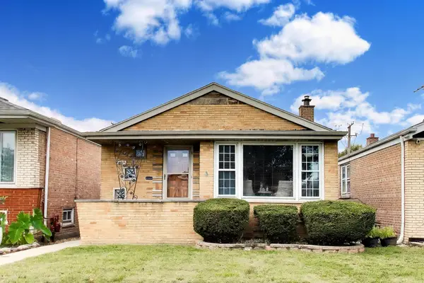 5652 S Parkside Avenue, Chicago, IL 60638