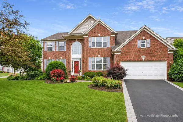 6096 Russell Drive, Hoffman Estates, IL 60192