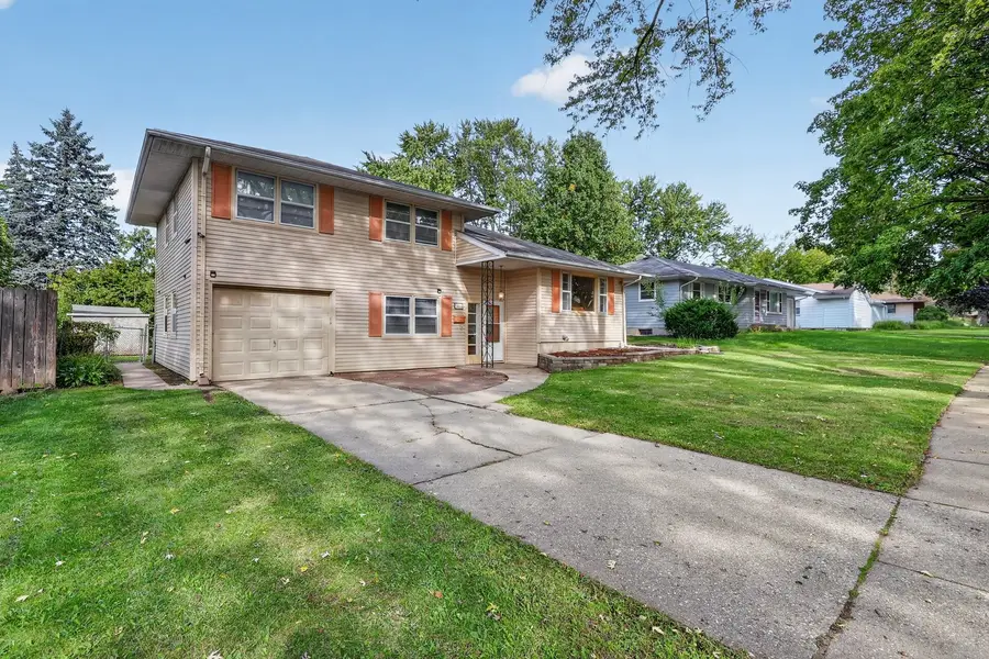 3804 Seward Avenue, Rockford, IL 61108 - #2
