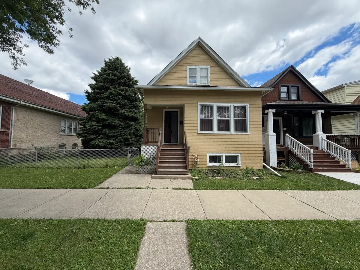 2221 N Lamon Avenue, Chicago, IL 60639 - #1