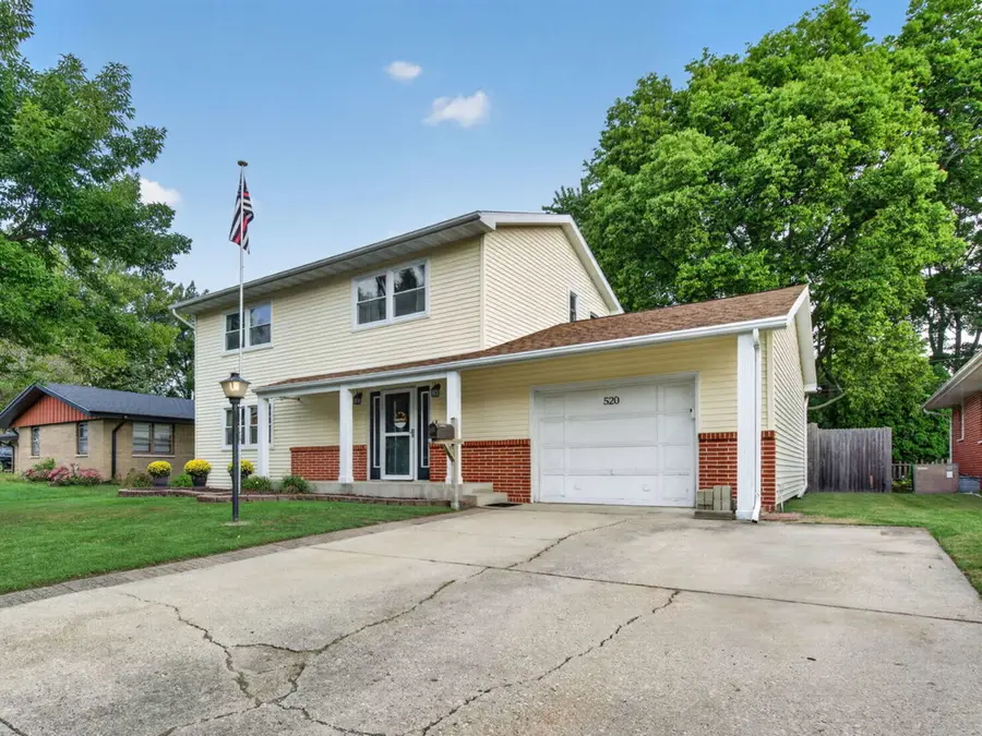 520 Johnson Avenue, Morris, IL 60450 - #3