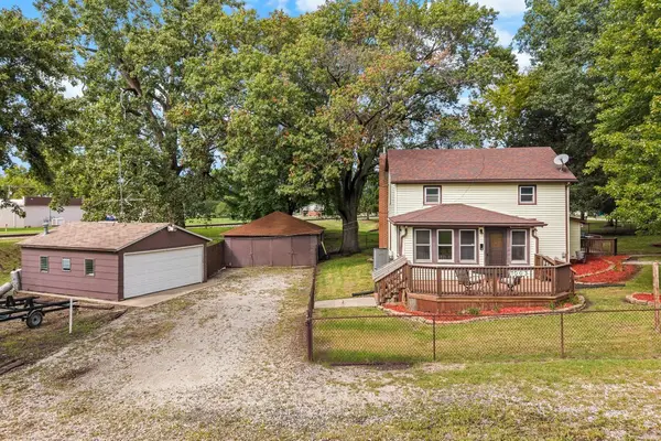 1003 2nd Avenue S, Cordova, IL 61242