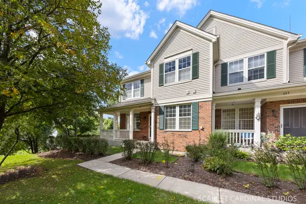 641 W Moreland Avenue, Addison, IL 60101