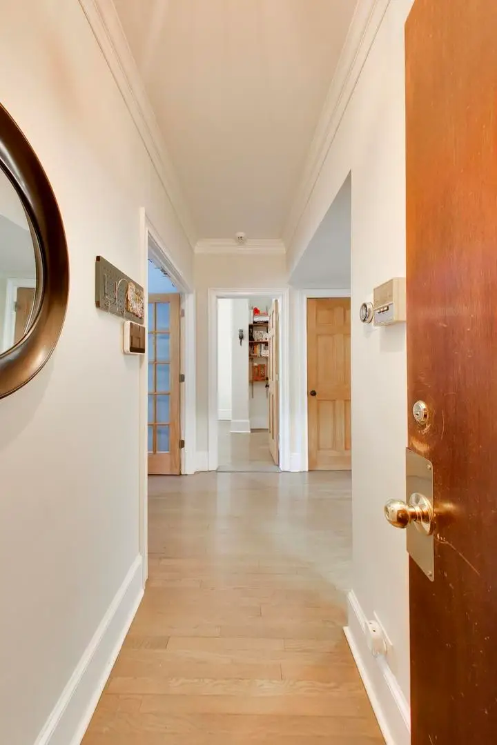 1247 W Leland Avenue #1, Chicago, IL 60640 - #3