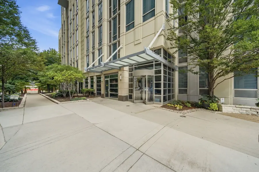 720 N Larrabee Street #1509, Chicago, IL 60654 - #2