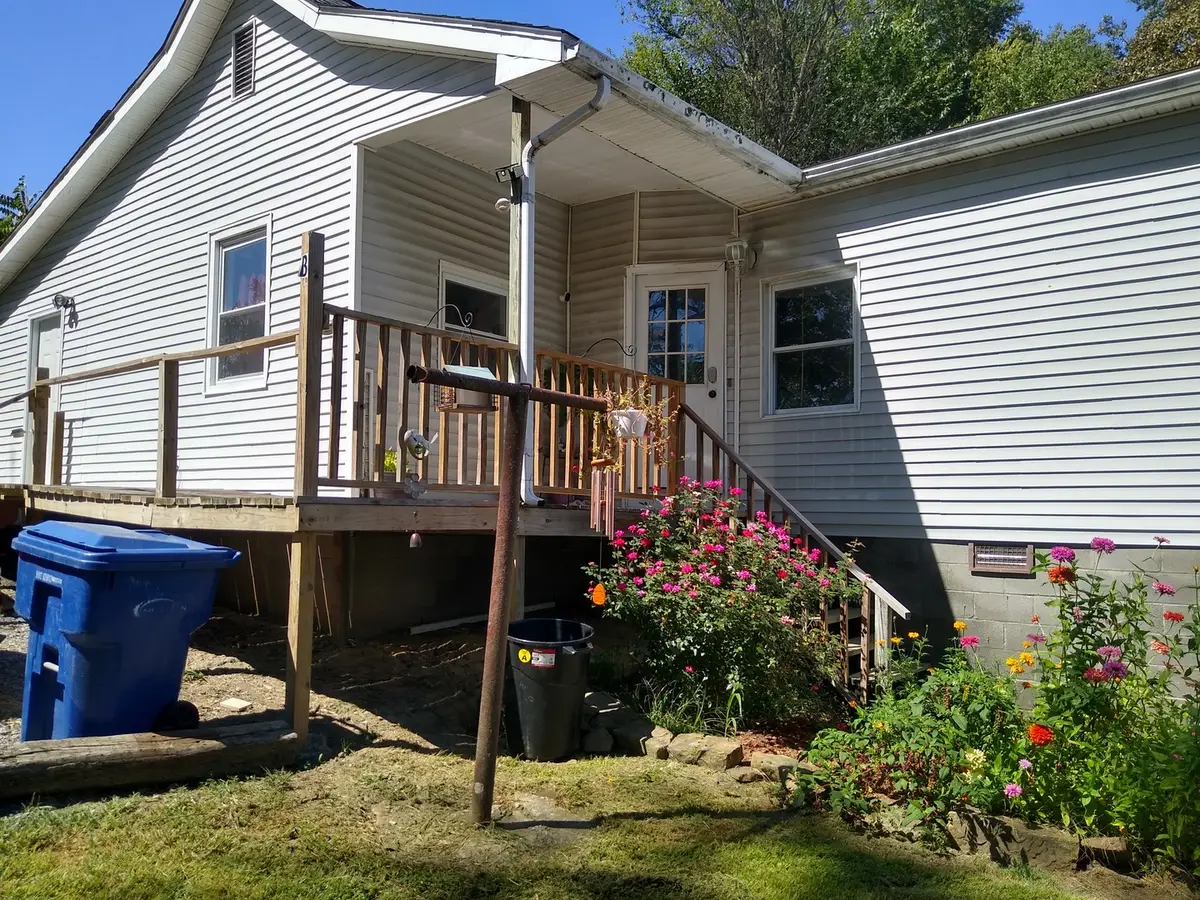 800 Locust Street, Vienna, IL 62995 - #1