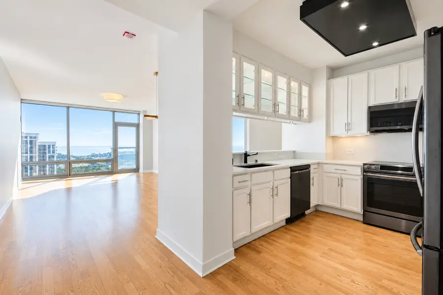 100 E 14th Street #1904, Chicago, IL 60605 - #2