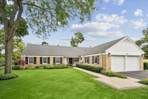 1043 Old Elm Lane, Glencoe, IL 60022