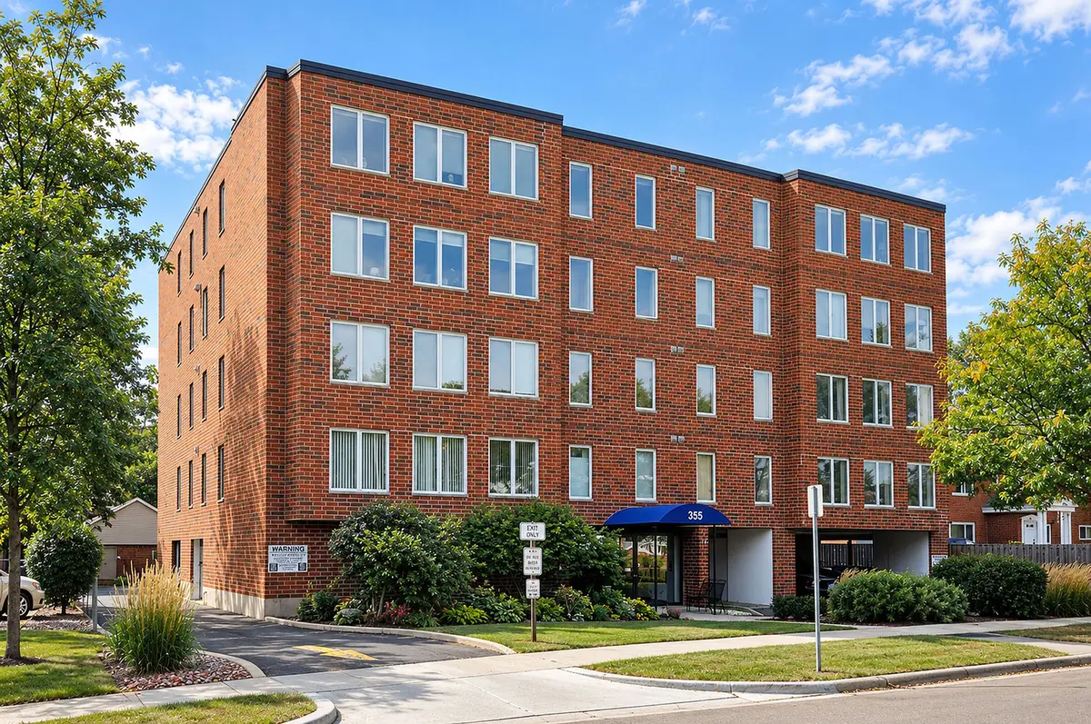 355 W Miner Street #1A, Arlington Heights, IL 60005 - #1