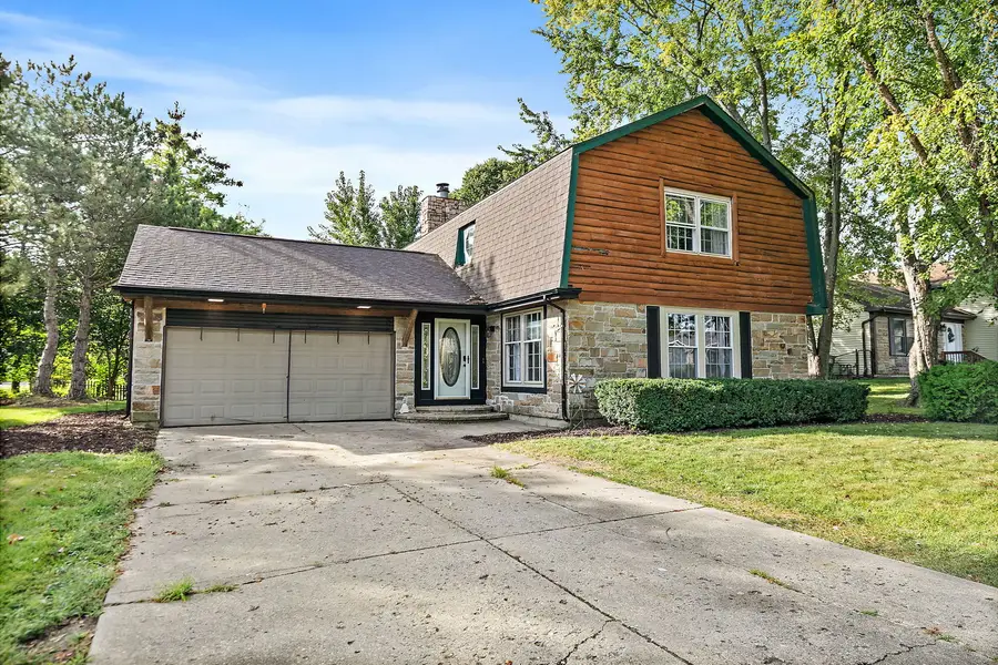 705 Chestnut Court, Algonquin, IL 60102 - #2