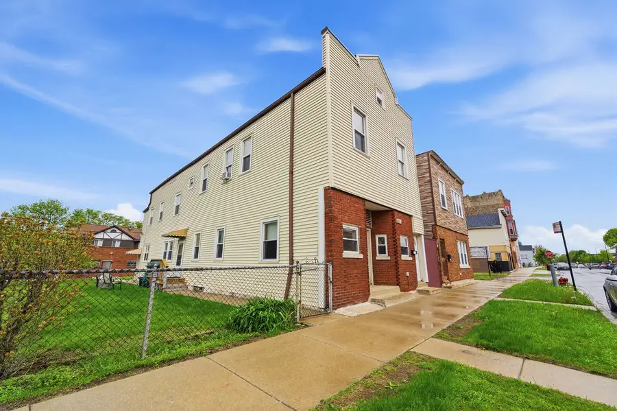 9655 S Commercial Avenue, Chicago, IL 60617 - #2