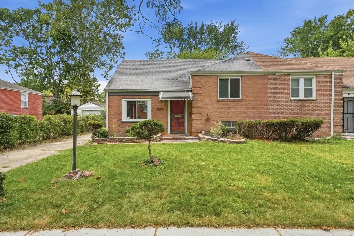9668 S Luella Avenue, Chicago, IL 60617 - #1