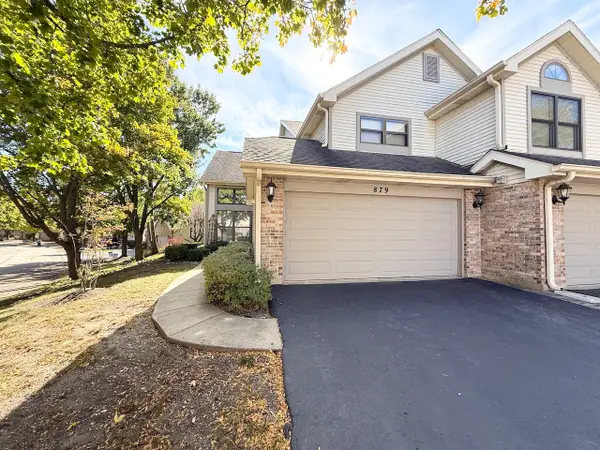 879 N Auburn Woods Drive, Palatine, IL 60067