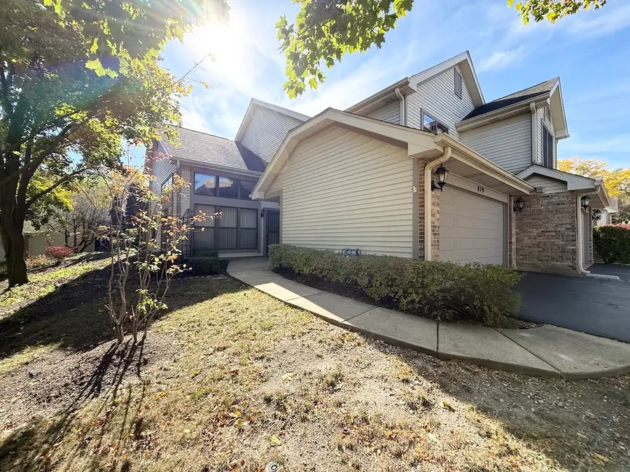 879 N Auburn Woods Drive, Palatine, IL 60067 - #2