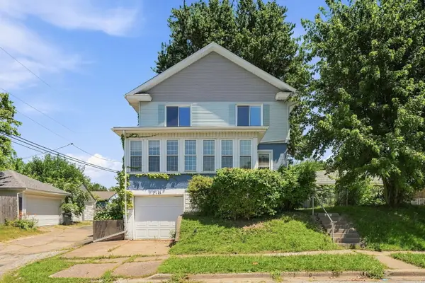 2111 Mississippi Avenue, Davenport, IA 52803