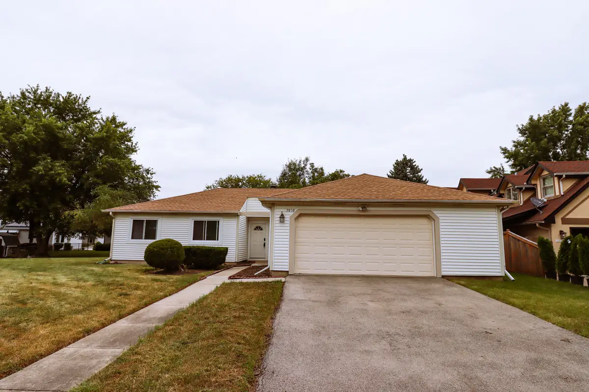 3010 Long Grove Court, Aurora, IL 60504 - #1