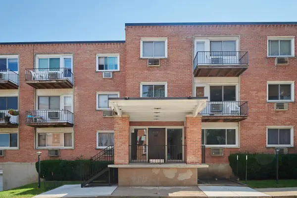 8541 Lotus Avenue #710, Skokie, IL 60077